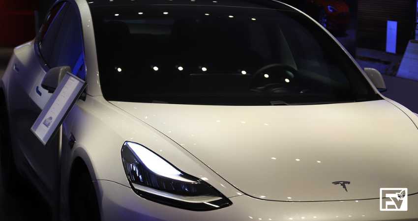 How-Much-Does-Tesla-Windshield-Repair-Cost