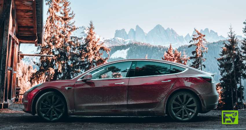 How-to-Prevent-Frost-Formation-on-Tesla-Windshield